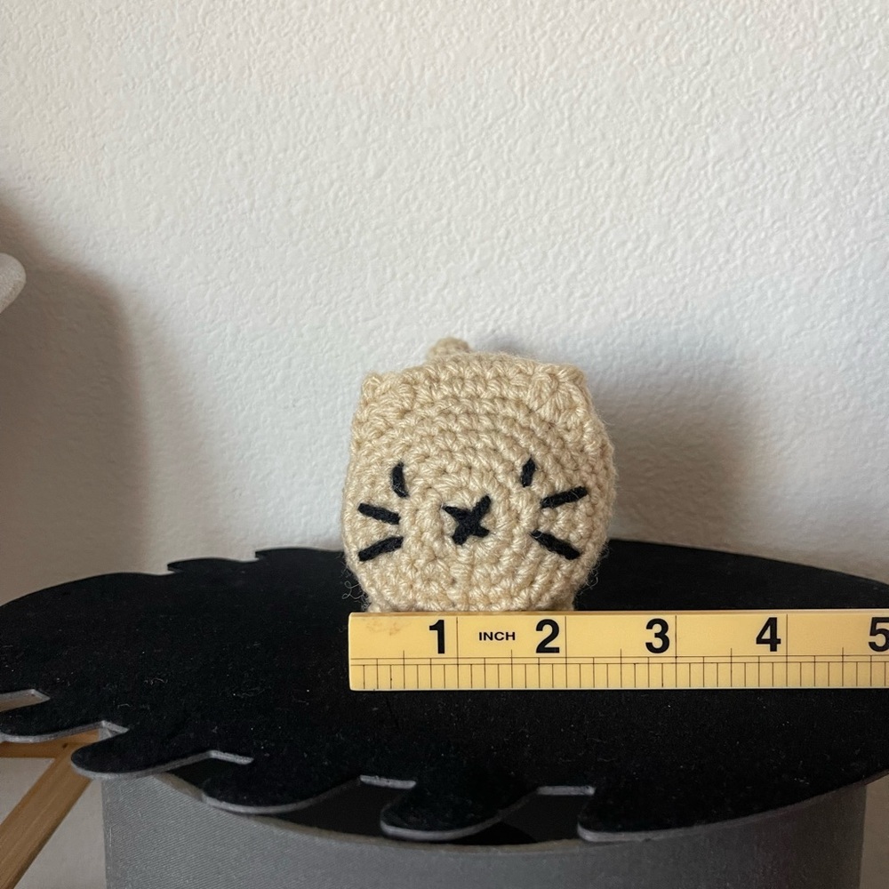 Handmade Crochet Cat - Picture 5 of 13